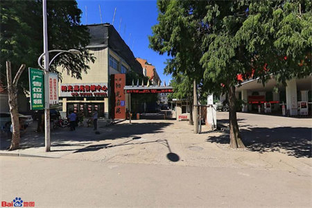 城东水岸东方3室2厅1卫120m2毛坯房